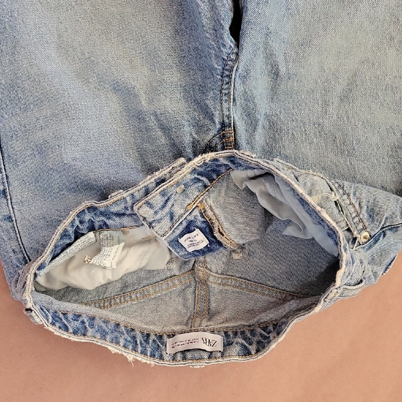 Zara Light Blue Ripped Straight-Leg Jeans - Picture 4 of 10